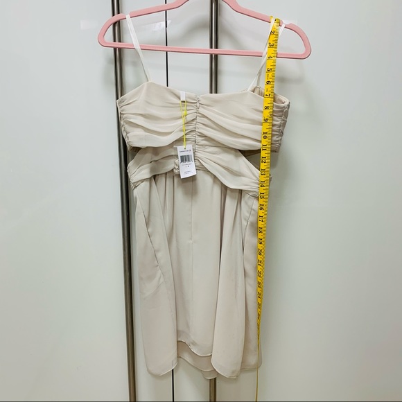BCBGeneration Dresses & Skirts - NWT BCBG Cutout Dress Size 4 Cream